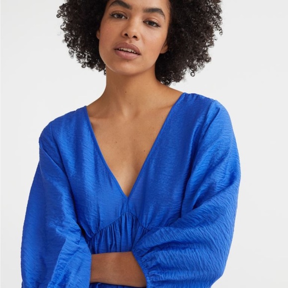 H&M V- Neck Dress- Blue, size Small - Picture 6 of 7